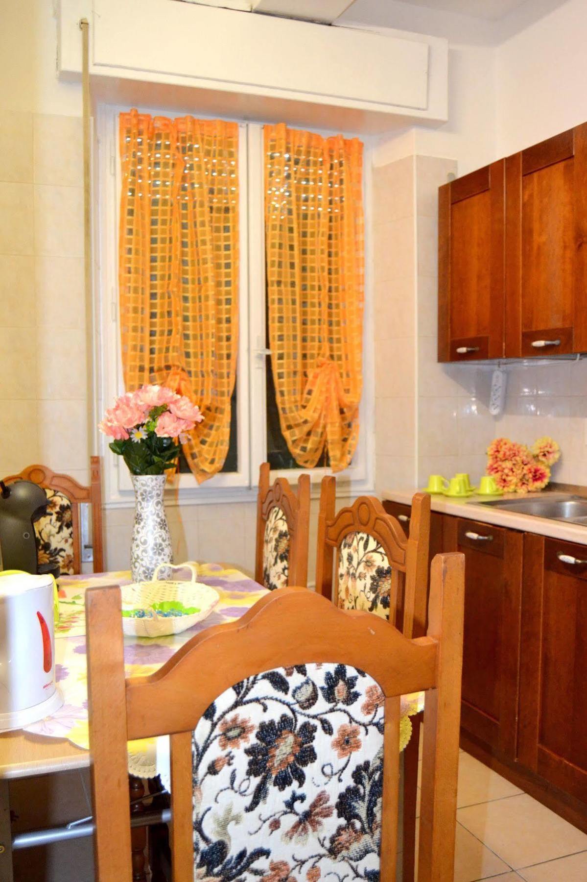 B&B Milon Mestre Buitenkant foto